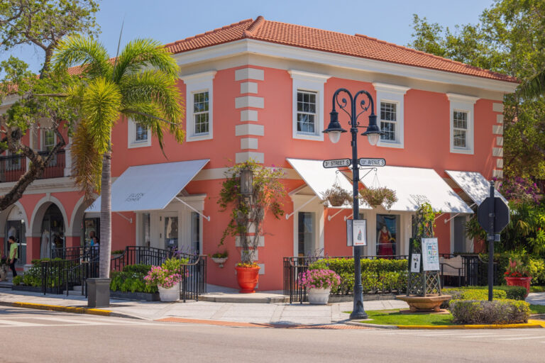 Naples Sehenswürdigkeiten & Tipps Die besten Spots