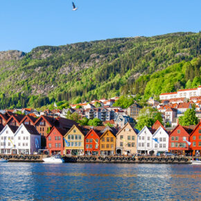 Wochenendtrip nach Norwegen: 4 Tage Trondheim im zentralen Hotel & Flug ab 199€
