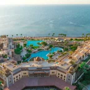 Luxusurlaub in Ägypten: 8 Tage im TOP 4* Adults-Only-Hotel mit All Inclusive, Flug & Transfer ab 833€