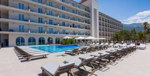 Kroatien Pool Hotel Bluesun Jadran