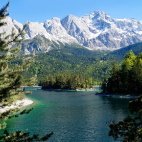 Noch diesen Monat zum Eibsee: 3 Tage im 4* Hotel inkl. Frühstück nur 179€