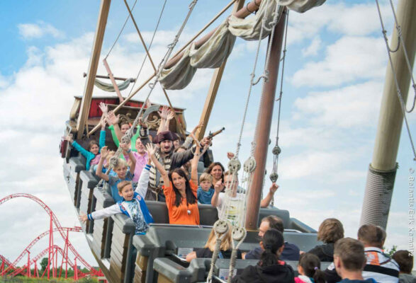 Belantis Leipzig Schiffschaukel Santa Maria im Land der Piraten