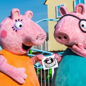 Auf zum Freizeitpark: 2 Tage im PEPPA PIG Park inkl. Eintritt, Übernachtung im Premium Hotel & Frühstück nur 78€