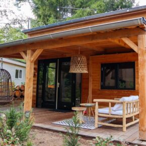 Urlaub im Ferienpark in den Niederlanden: 5 Tage im Tiny House mit Hottub ab nur...