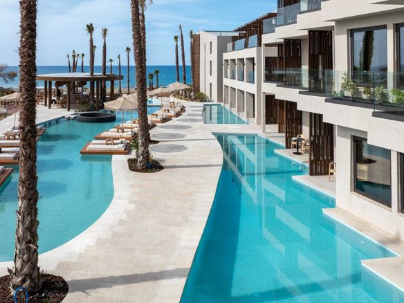 Nalu Resort & Spa