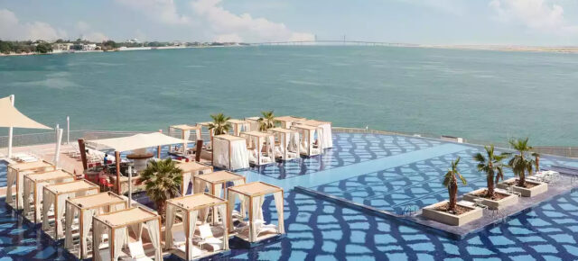 Auf nach Abu Dhabi: 6 Tage im TOP 5* Hotel mit All Inclusive, Flug & vielen Extras nur 541€