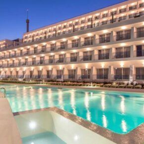 Familienurlaub an der Costa Brava: 5 Tage im TOP 4* Hotel mit Frühstück, Flug &...