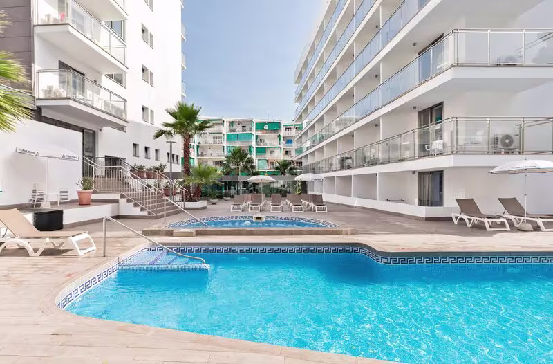 Sonne tanken an der Costa Dorada: 6 Tage mit 4* Strandhotel, Frühstück & Flug...