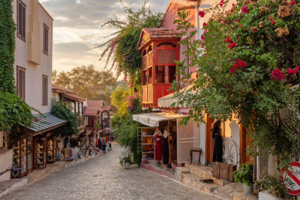 türkei kaş altstadt im sonnenuntergang