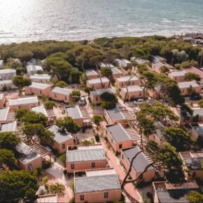 Auf an die Côte D’Azur: 4 Tage im TOP 4* Ferienhaus für NUR 62€