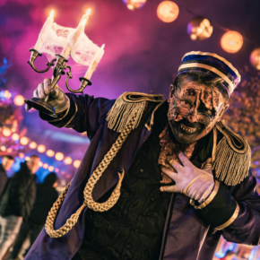Halloween im Movie Park: 2 Tage inkl. Eintritt & 4* Hotel mit Frühstück ab 89€
