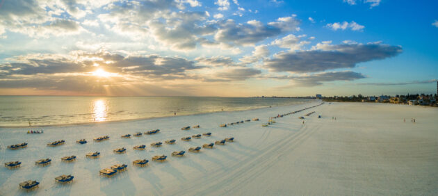 Fort Myers GullWing Beach Resort