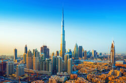 Ab nach Dubai für 7 Tage ins 4* Rose Rayhaan by Rotana mit Frühstück & Flug ab nur 682€