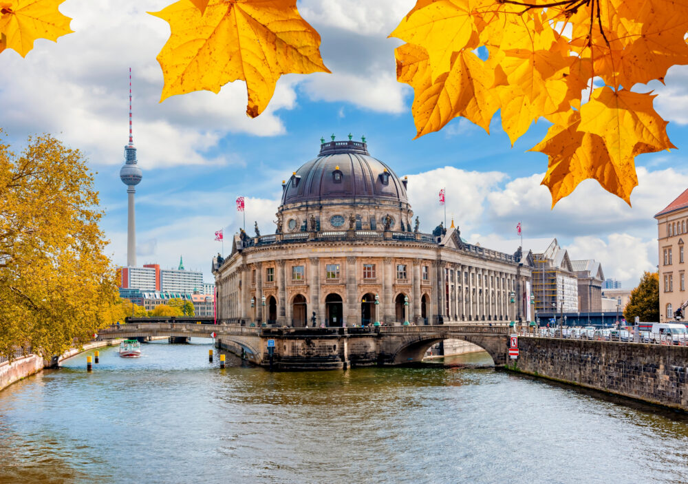 Berlin Museuminsel im Herbst