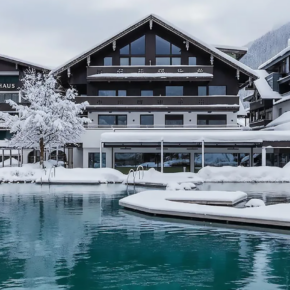 Tiefenentspannung im Zillertal: 3 Tage im TOP 4* Hotel inkl. Halbpension, Spa-Gutschein & Wellnessanwendungen